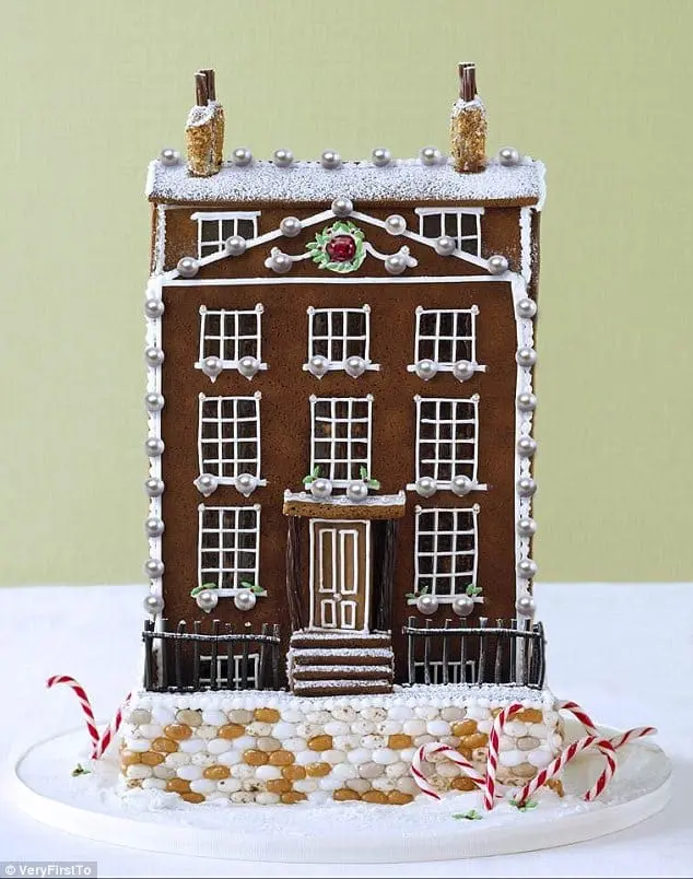 234B725F00000578-2840784-Sweet_treat_One_company_is_offering_the_world_s_most_precious_gi-26_1416399693602