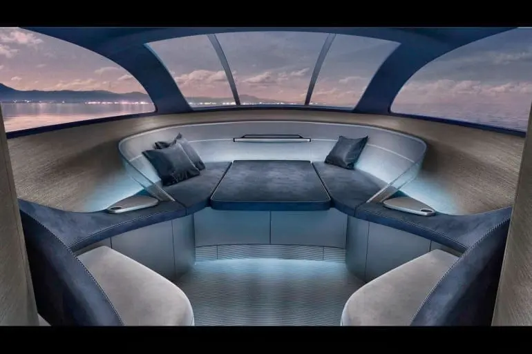 Mercedes-Arrow460-Granturismo-Yacht_8