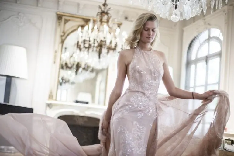 ELIE-SAAB-LE-PARFUM-ROSE-COUTURE-MAKING-OF-3