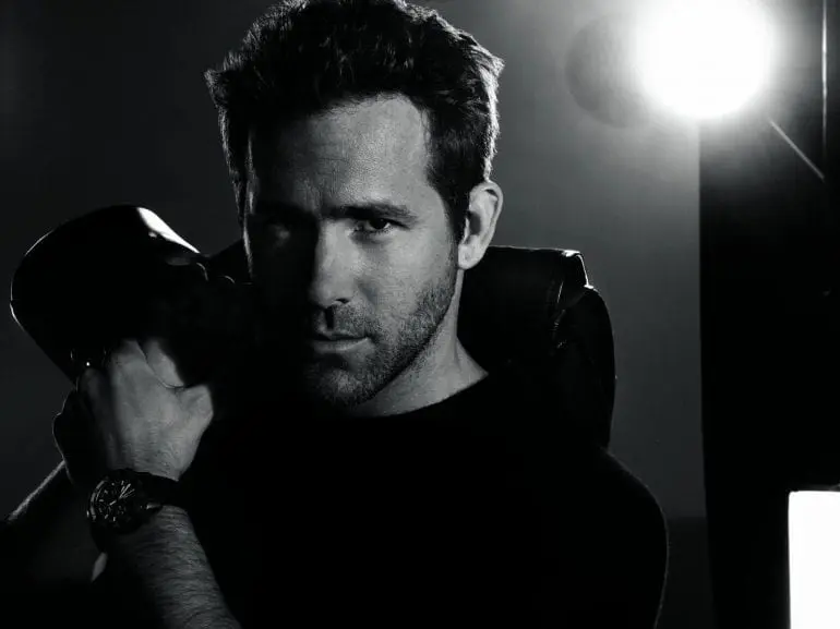 OFFICIAL-PORTRAIT-RYAN-REYNOLDS-2