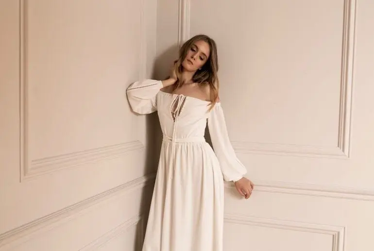 3-1-maison-raquette-bridal-fall-2016