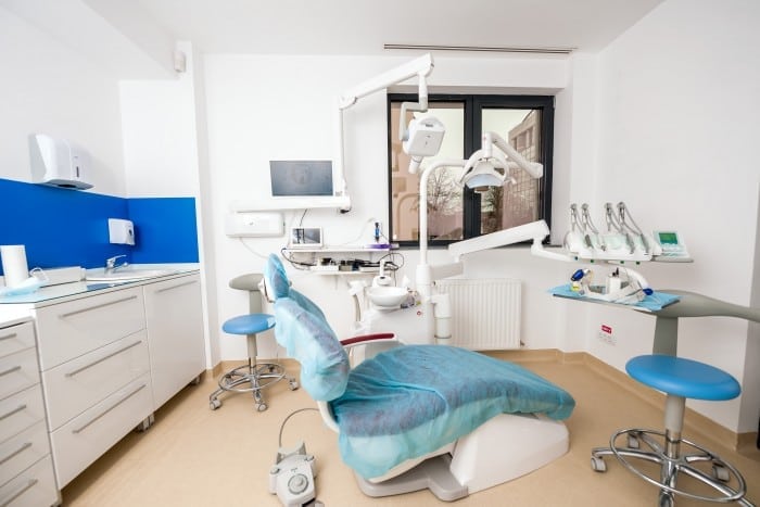 Dr. Emanuele Rosati, Dent It : Despre medicina dentară și alte pasiuni