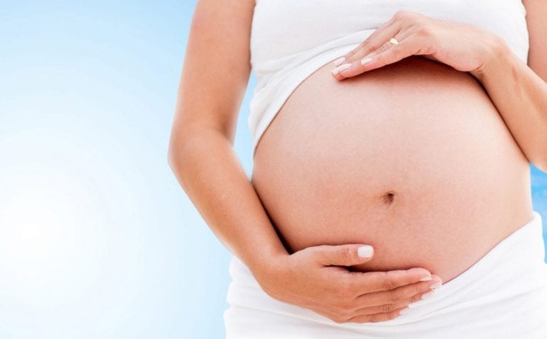 chiropractor-care-for-pregnant-women