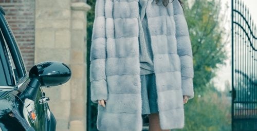 EFFORTLESLY IN LOVE #true elegance #latest trends #Blackglama