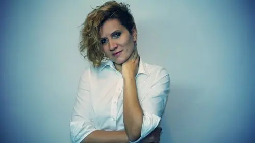 Fe[Male] – Identitatea dincolo de convenții