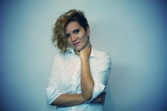 Fe[Male] – Identitatea dincolo de convenții