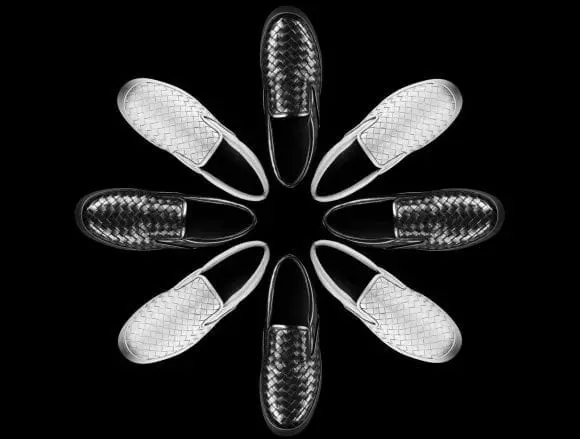 Bottega Veneta introduce o nouă linie de încălțăminte pentru femei