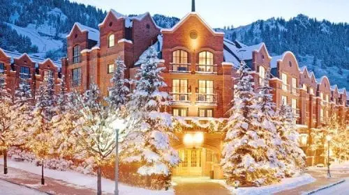 Cinci alternative de lux pentru iubitorii sporturilor de iarnă