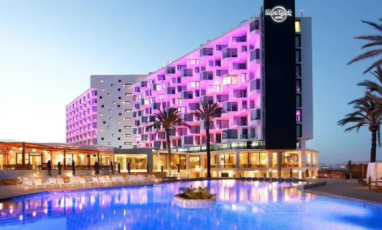Hard Rock Ibiza – Vacanța europeană în ritm american hard rock