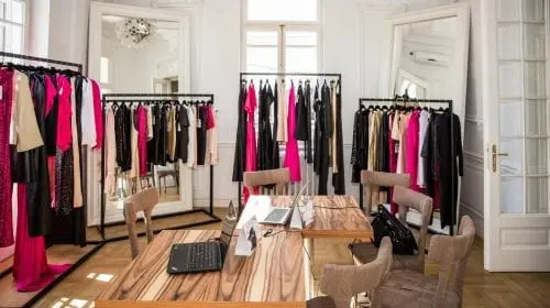 Colecția Basic by Stephan Pelger  lansată pe noul shop online