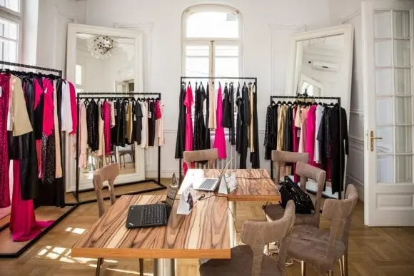 Colecția Basic by Stephan Pelger  lansată pe noul shop online