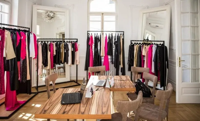 Colecția Basic by Stephan Pelger  lansată pe noul shop online