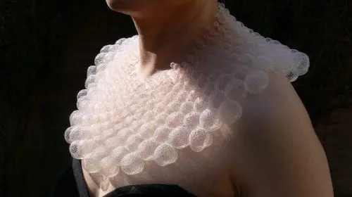 Expoziție dedicată luxului la Victoria and Albert Museum