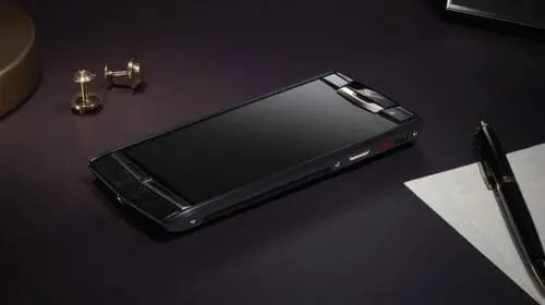 Vertu Signature Touch Pure Jet Red Gold  smartphone de 19.500 euro