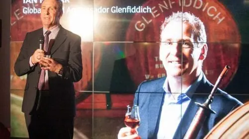 Ambasadorul Glenfiddich, Ian Millar, în vizită la București