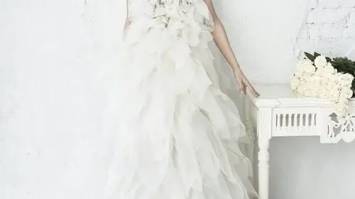 Marie Ollie prezintă colecția Marriage „extravaganza”