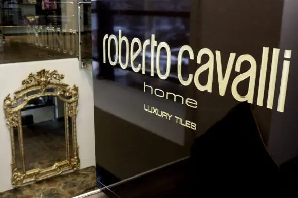 Collezioni – Roberto Cavalli Home Linen și Luxury Tableware, exclusiv în România