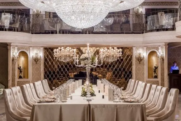 Le Château – Castelul din inima Capitalei