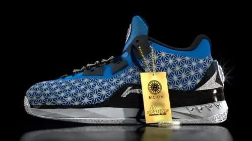 Cei mai scumpi teniși din lume costă 3,5 milioane de euro