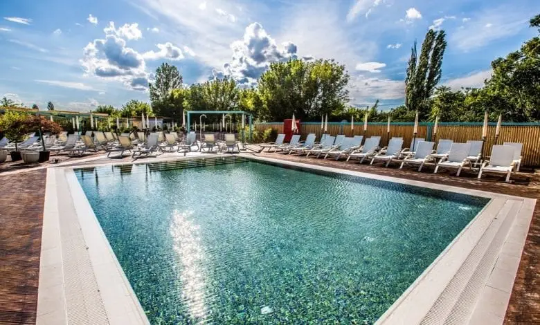 Younivers Summer Club, cel mai nou hotspot al Bucureștiului