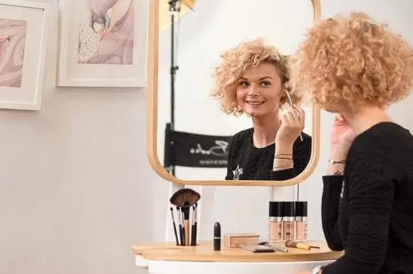 Make Up Șevalet – designul românesc de produs