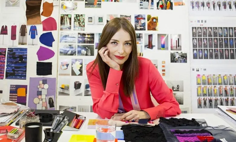 Roksanda Ilincic – și tușa exuberantă din portretul Primelor Doamne