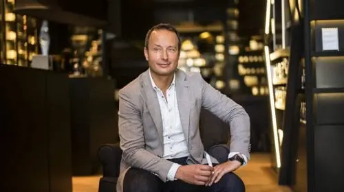 Noul concept store Obsentum prezintă Etat Libre d’Orange