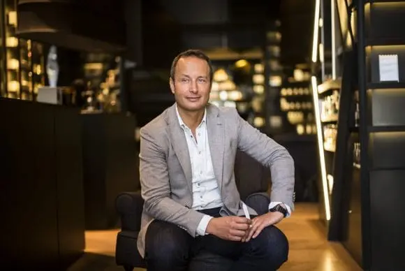 Noul concept store Obsentum prezintă Etat Libre d’Orange