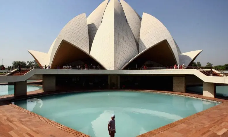 Lotus Temple, o minune arhitecturală de vizitat până la sfârșitul vieții