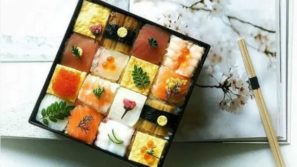 Un nou trend în gastronomie: Mosaic Sushi