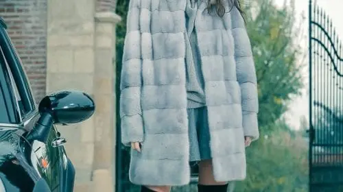 EFFORTLESLY IN LOVE  #true elegance #latest trends #Blackglama