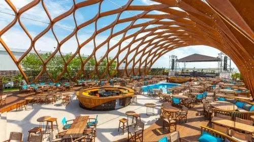 Finisaje SSAB în designul spectaculos al celui mai scump club din Mamaia