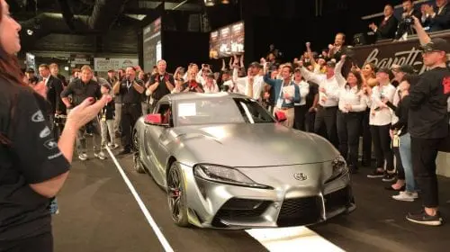 Primul model din noua Toyota Supra s-a vândut la licitație cu 2,1 milioane de dolari