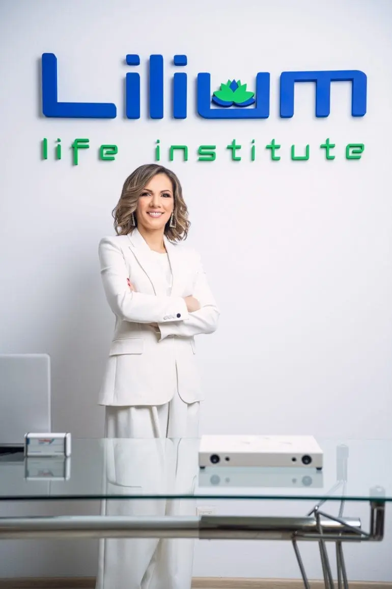 Liana Barnoș Liana Barnoș