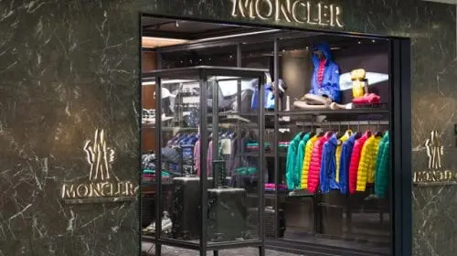 Moda iubește mediul înconjurător – Moncler se alătură Fashion Pact