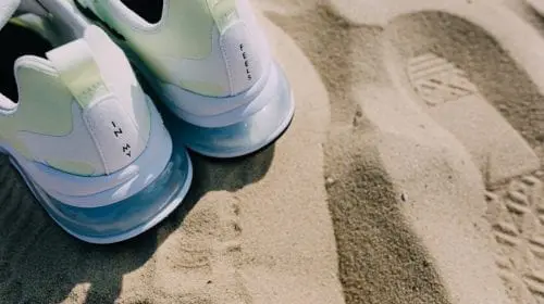 Nike sprijină sănătatea mentală cu Air Max 270 React “In My Feels”