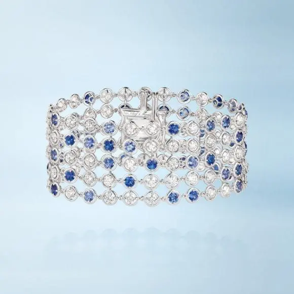 Van Cleef&Arpels lansează colecția Brume de Saphir