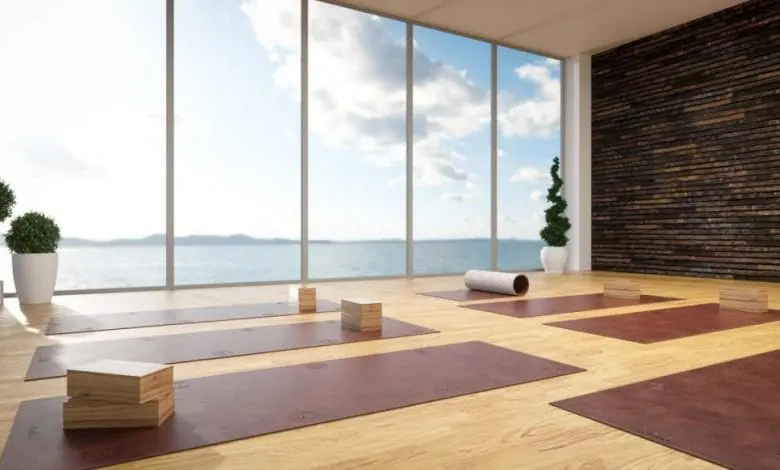 Saltea de yoga cu pietre prețioase, la 100.000 de dolari