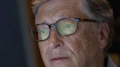 Netflix ni-l propune pe Bill Gates așa cum nu l-am mai văzut niciodată