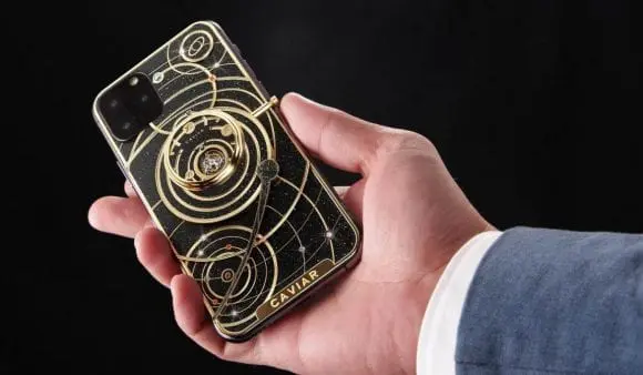 iPhone Universe Diamond, varianta luxoasă cu pietre prețioase și fragmente de meteorit