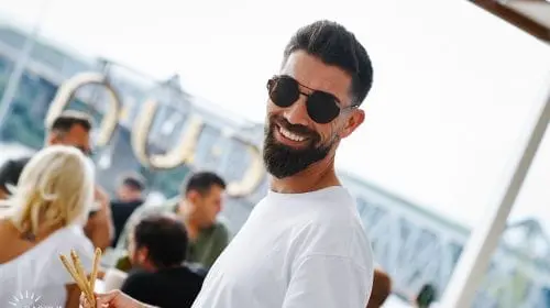 Robert Pescaru: „Nuit Sociale a apărut într-un moment în care scena evenimentelor era suprasaturată și liniară”