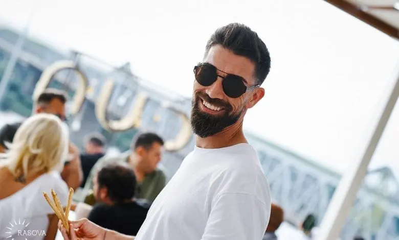 Robert Pescaru: „Nuit Sociale a apărut într-un moment în care scena evenimentelor era suprasaturată și liniară”