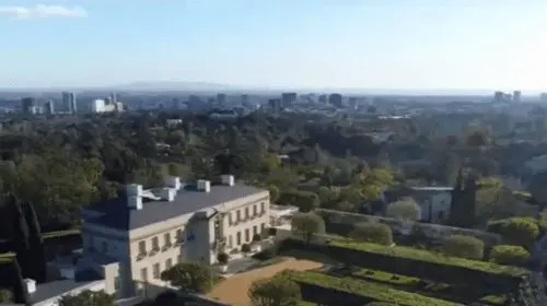 Record în LA: Un palat s-a vândut cu 150 milioane de dolari