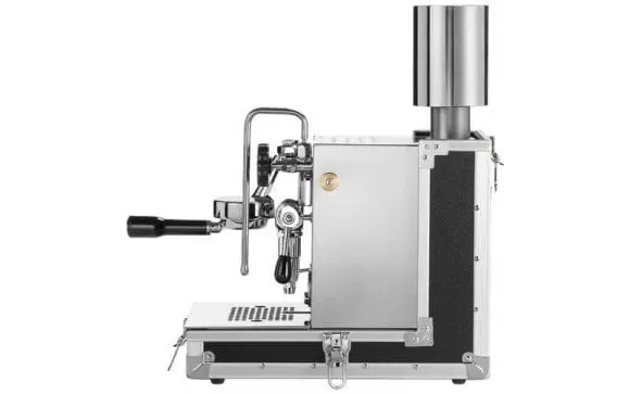 Nicio zi fără cafea – a apărut primul espressor portabil