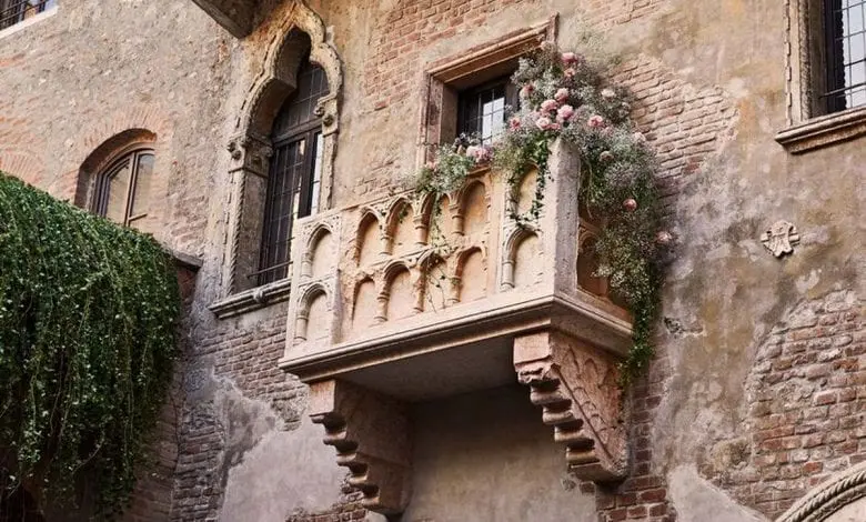 Celebrează Valentine’s Day în casa Julietei!