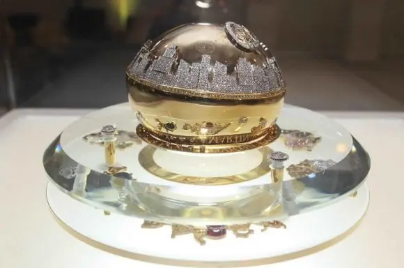 DKNY a creat parfumul exclusivist de 1 milion de dolari