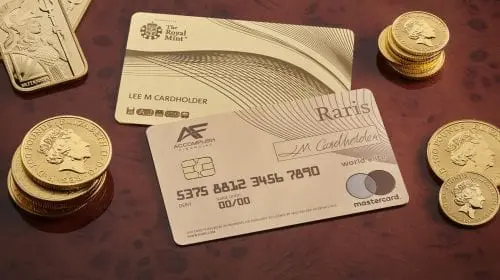 Raris, primul card bancar fabricat din aur masiv