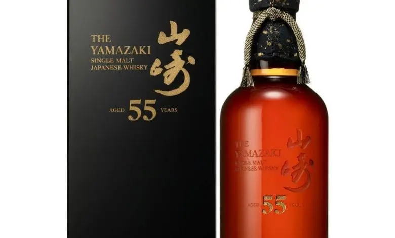 O sticlă din cel mai vechi whisky japonez valorează 27.000 de dolari