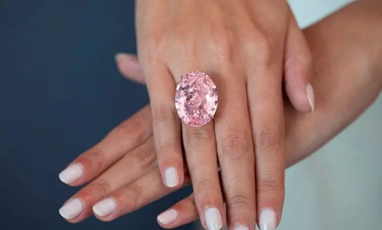 Diamantele roz, performanță strălucitoare: Preț dublu în ultimul deceniu