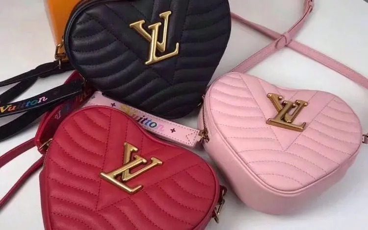 Louis Vuitton dezvăluie geanta în formă de inimă